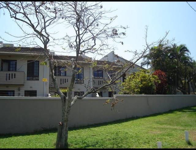 2 BEDROOM TOWNHOUSE TO LET IN UMHLANGA CENTRAL